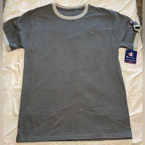 Men’s Champion T-shirt.